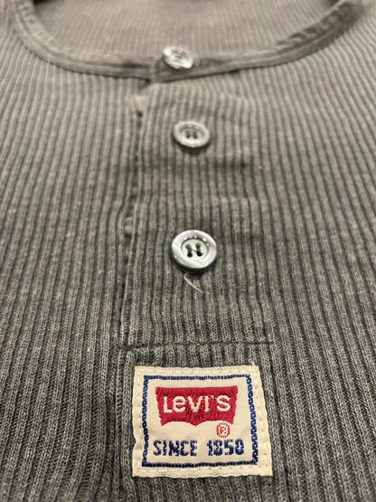 Jersey con botones de la marca Levi's